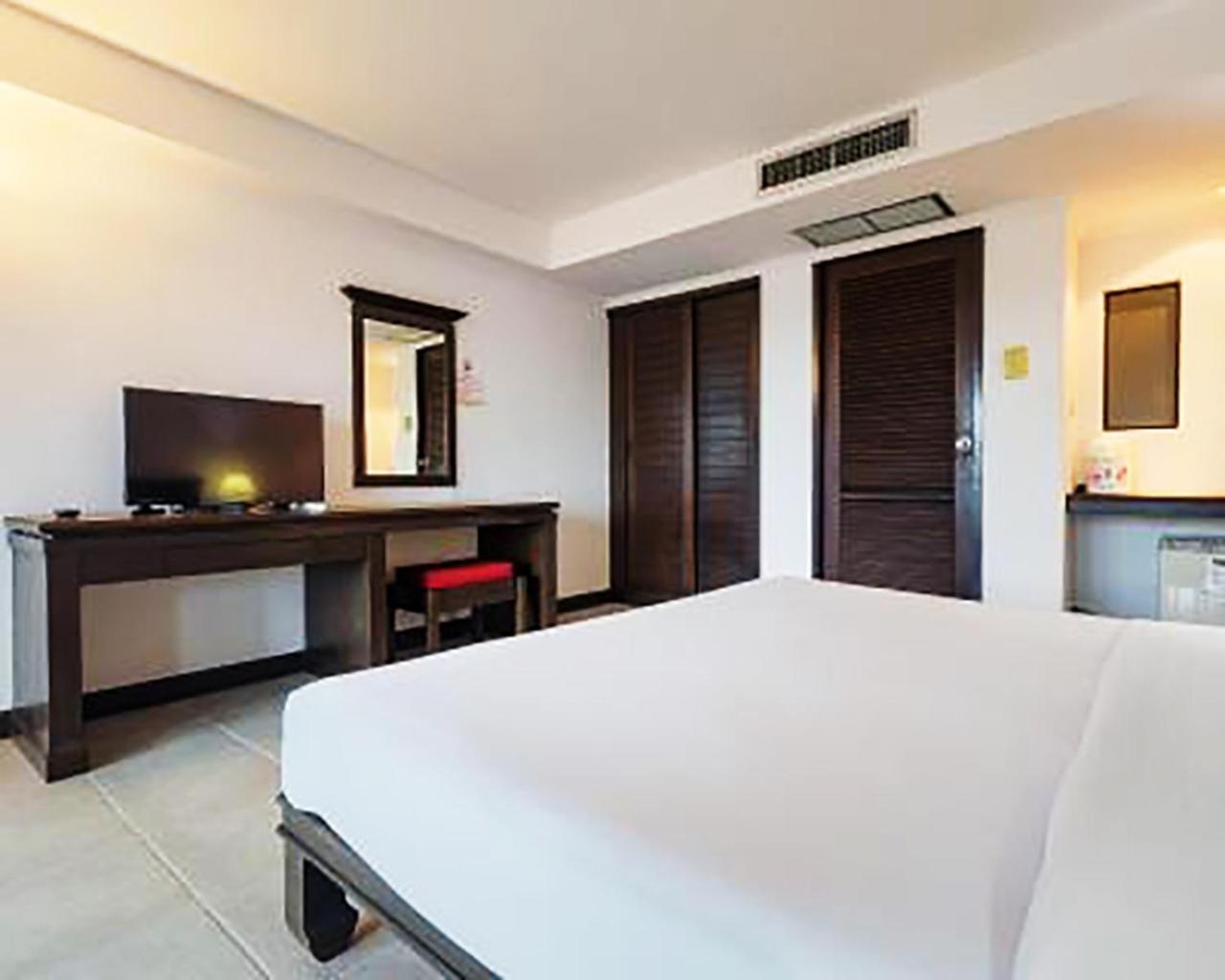 Hostel Bodega Phuket Patong (Adults Only) Exterior foto
